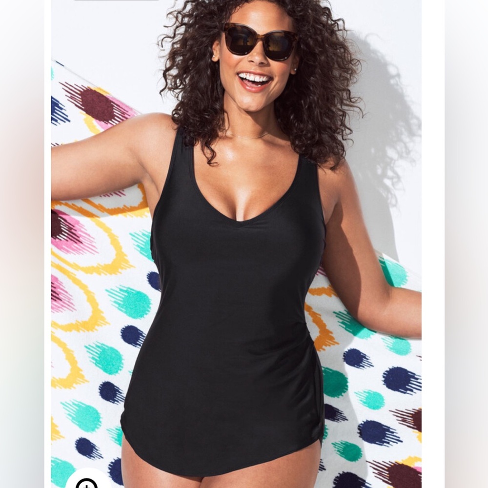 New, Black One Piece Sarong Bathingsuit❤️